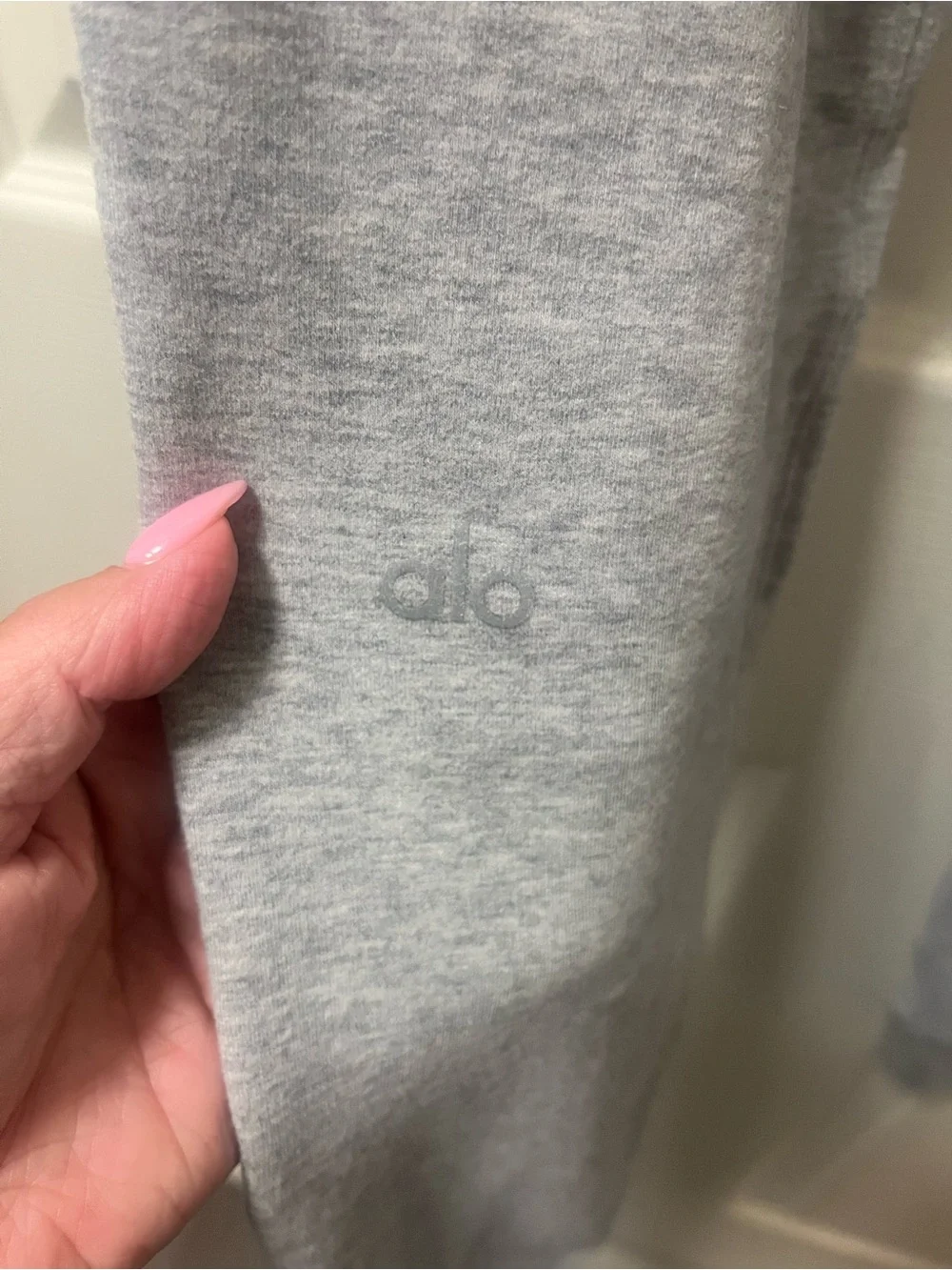 ALO Yoga elevate your